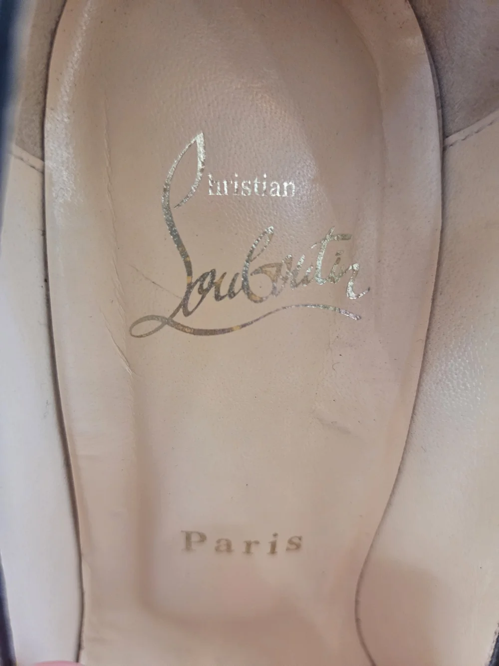 Christian Louboutin Classic Pumps